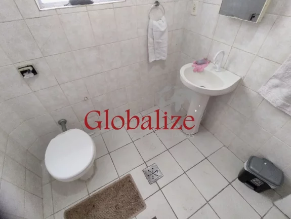 Imagem Apartamento à venda com 2 dormitórios no bairro da Encruzilhada em Santos por R$ 330.000,00