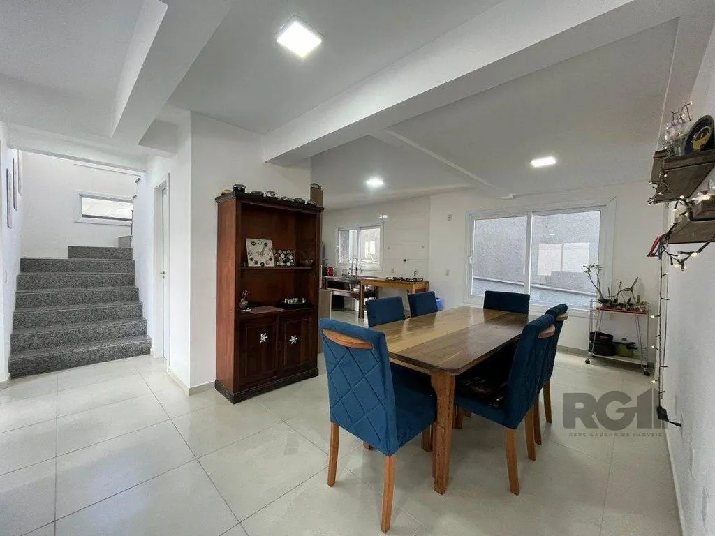 Imagem Casa Venda Cond Piscina 3 dorm suite - 225m², Hipica