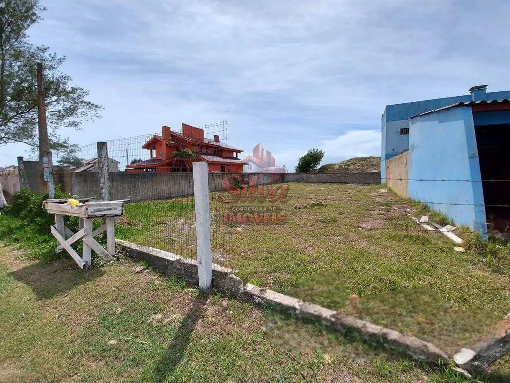 Imagem T1052 |Terreno 300 m² a 50 metros do mar em Mariluz Norte