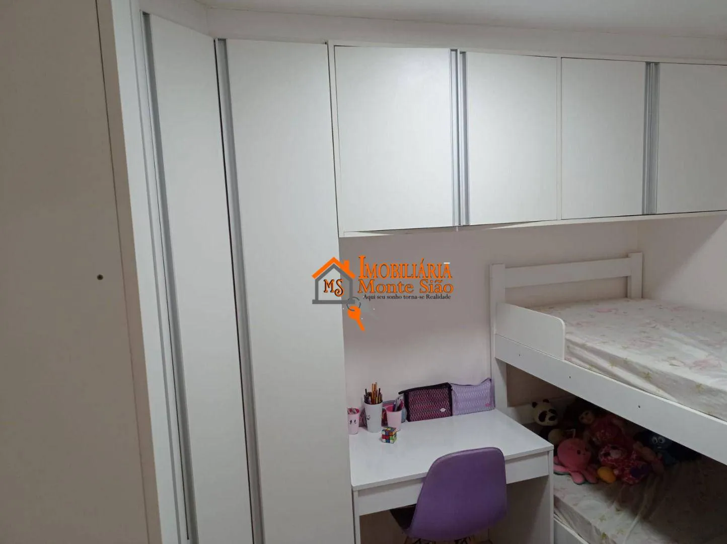 Imagem Apartamento com 2 dormitórios à venda, 44 m² por R$ 240.000,00 - Água Chata - Guarulhos/SP