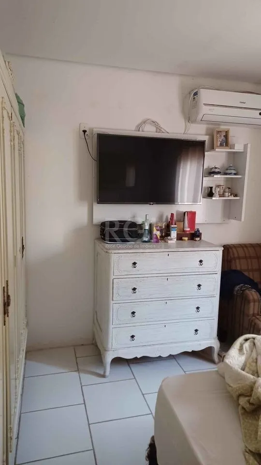 Imagem Casa para Venda - 124.3m², 3 dormitórios, 2 vagas - Centro