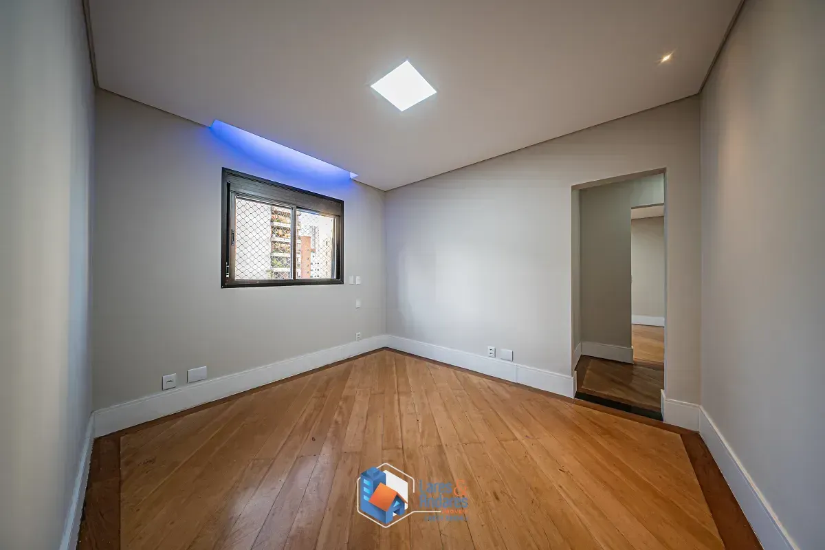 Imagem Apartamento para venda em Tatuapé com 4 quartos, sendo 2 suítes, 246m²