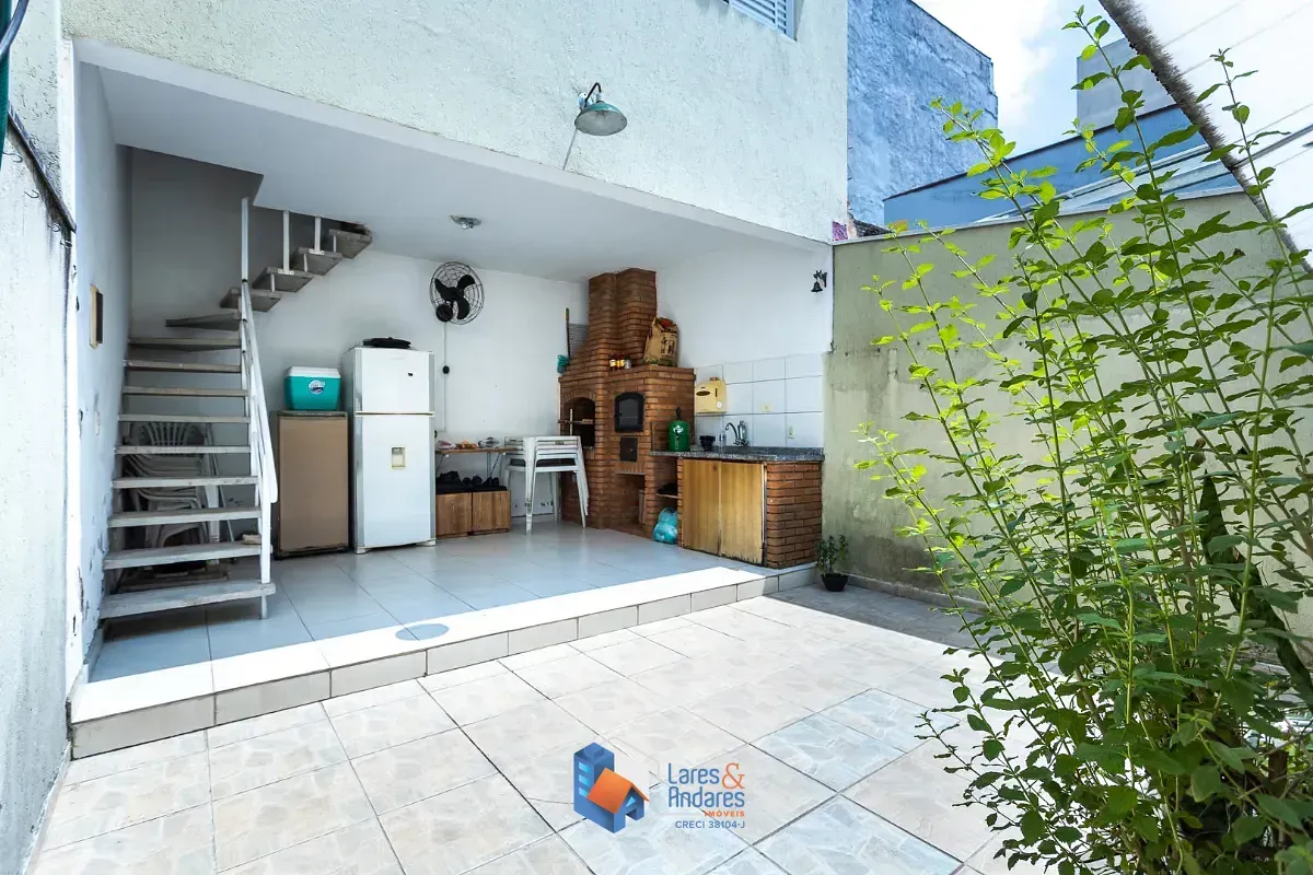 Imagem Casa para venda em Vila Anglo Brasileira com 4 quartos, sendo 2 suítes, 210m²