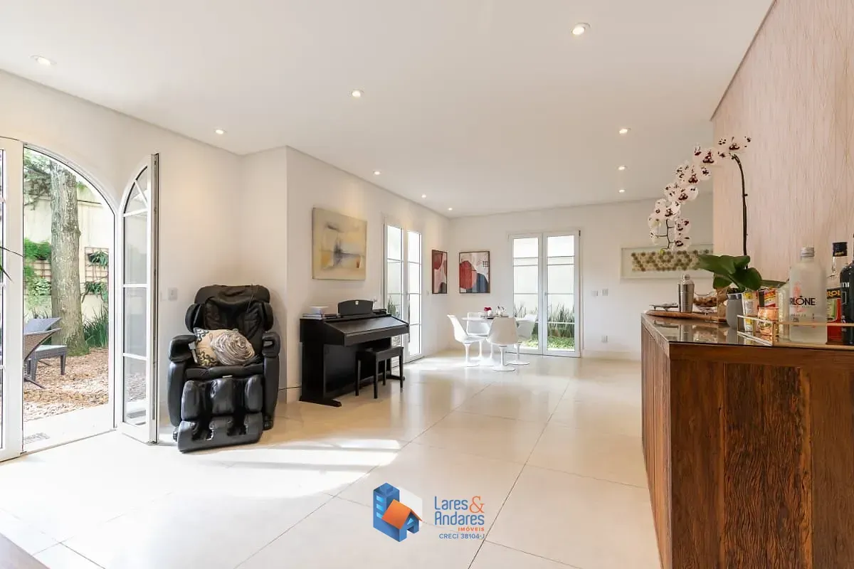 Imagem Casa em condomínio para venda em Jardim Petrópolis com 4 quartos, sendo 4 suítes, 533.45m²