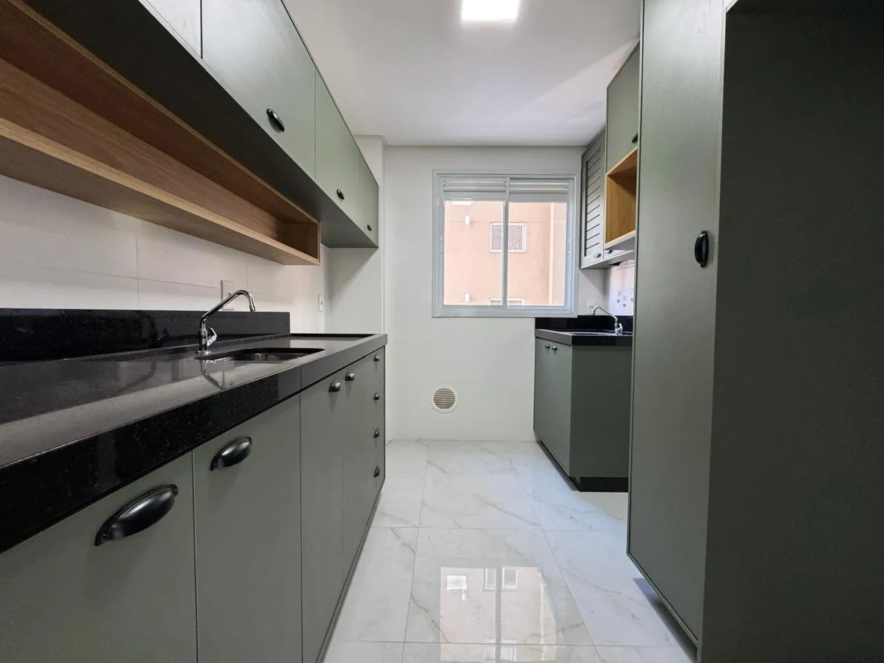 Imagem Apartamento com vista para o mar à venda com 70m2 por R$ 950.000,00