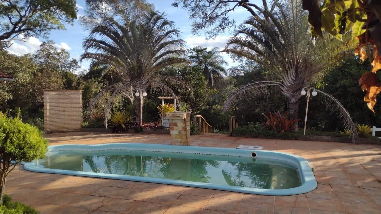 Imagem Vendo um ótimo sítio em Esmeraldas/MG ,com 8.000 m² de terreno