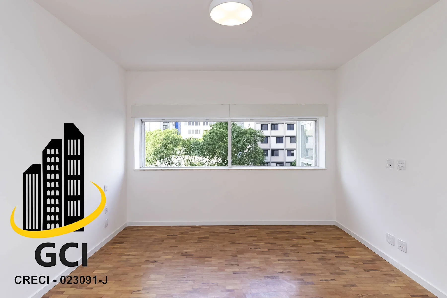Imagem 141m2 reformado, com 3 suítes, e ao lado do Dante