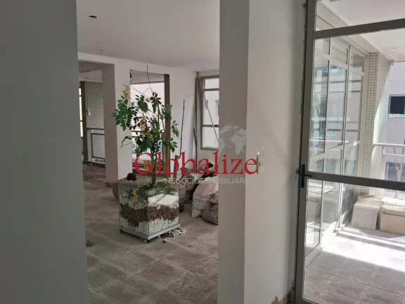 Imagem Apartamento amplo p/ reforma de Alto Padrão em Santos no Boqueirão com 4 suítes(1 Suíte Master), Salão de Festas e Academia por R$ 2.350.000,00