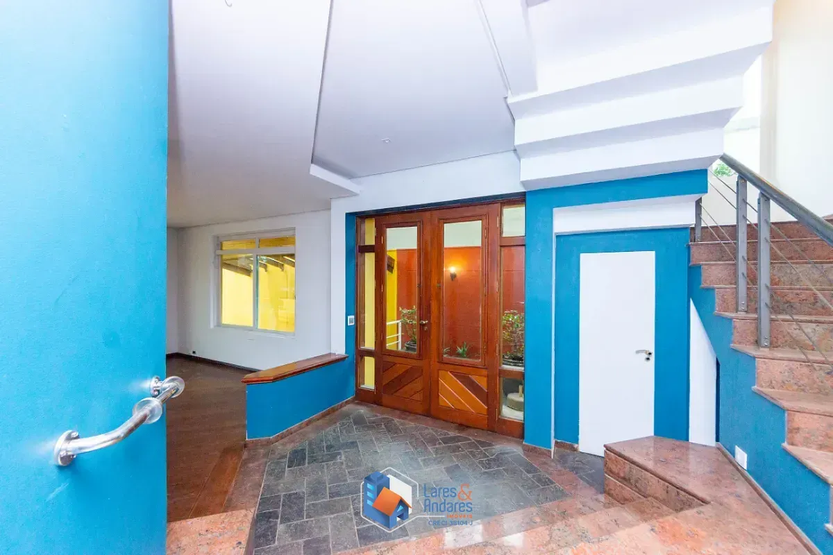 Imagem Casa para venda em Vila Inah com 4 quartos, sendo 3 suítes, 304m²