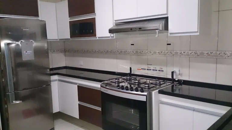 Imagem Casa à venda em Taboão da Serra-SP, Jardim São Judas Tadeu: 2 quartos, 1 banheiro, 95m² de área!