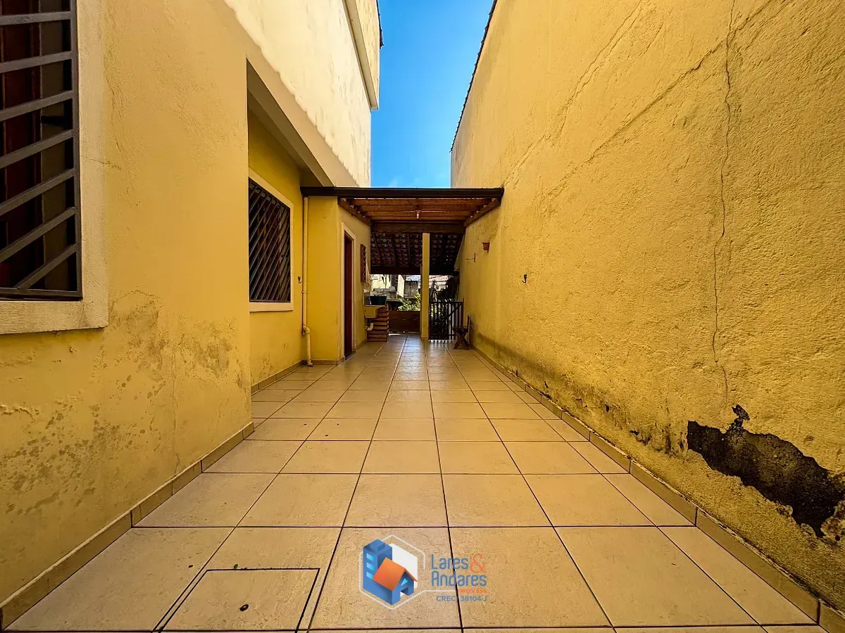 Imagem Casa para venda em Jardim Jua com 3 quartos, sendo 1 suíte, 358m²