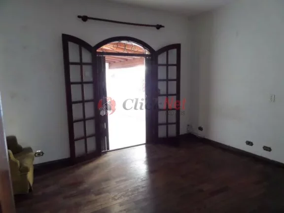 Imagem Sobrado para Venda na Vila Gilda, 4 dormitórios, 2 suítes, 2 vagas, 224 m²