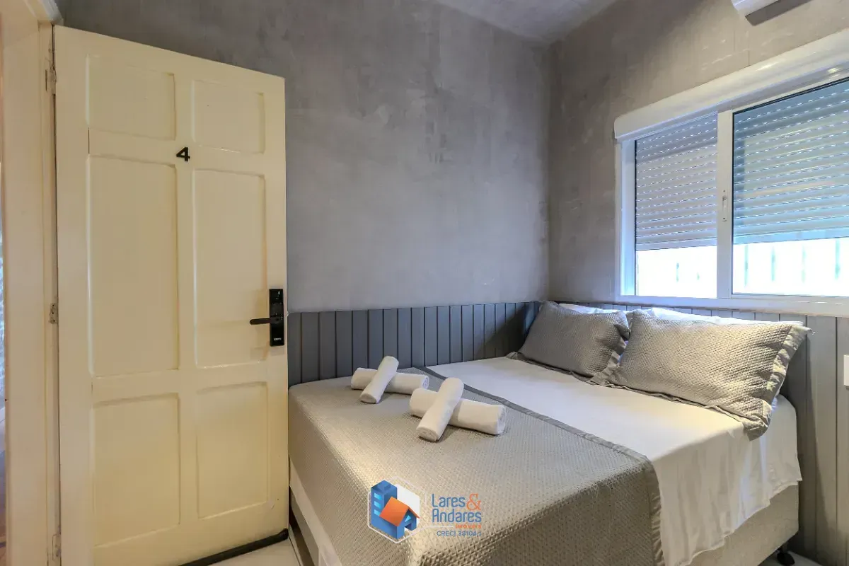 Imagem Casa para venda em Brooklin Paulista com 7 quartos, sendo 7 suítes, 328m²
