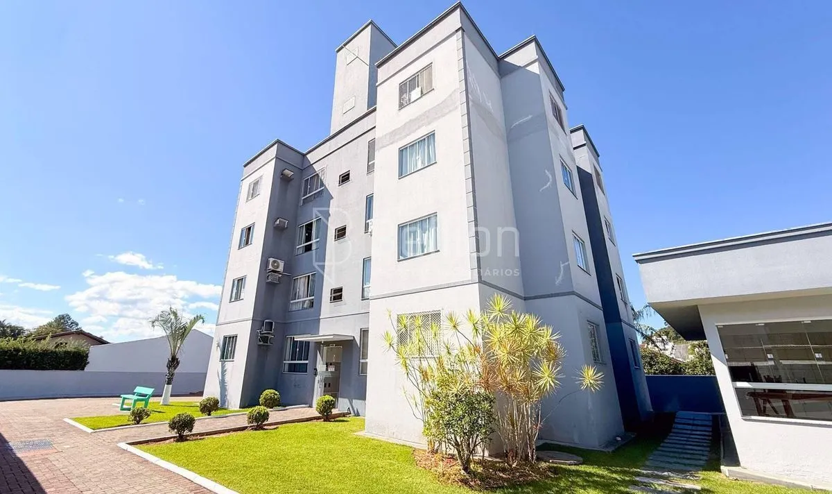 Foto do imóvel Apartamento com 3 quartos, reformado, ótima localização em Timbó em Rua Tiroleses