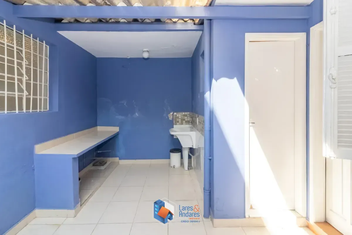 Imagem Casa para venda em Pinheiros com 2 quartos, 140m²