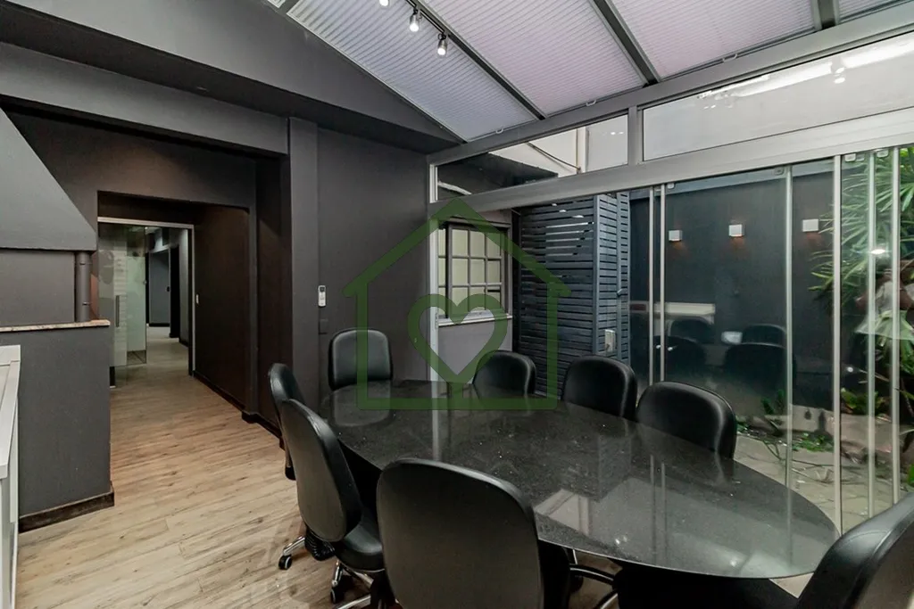 Imagem # PROCURANDO O "DOIS EM UM" PERFEITO PARA VOCÊ COM FOCO EM PRATICIDADE E ESTILO?
Esta casa na rua L...