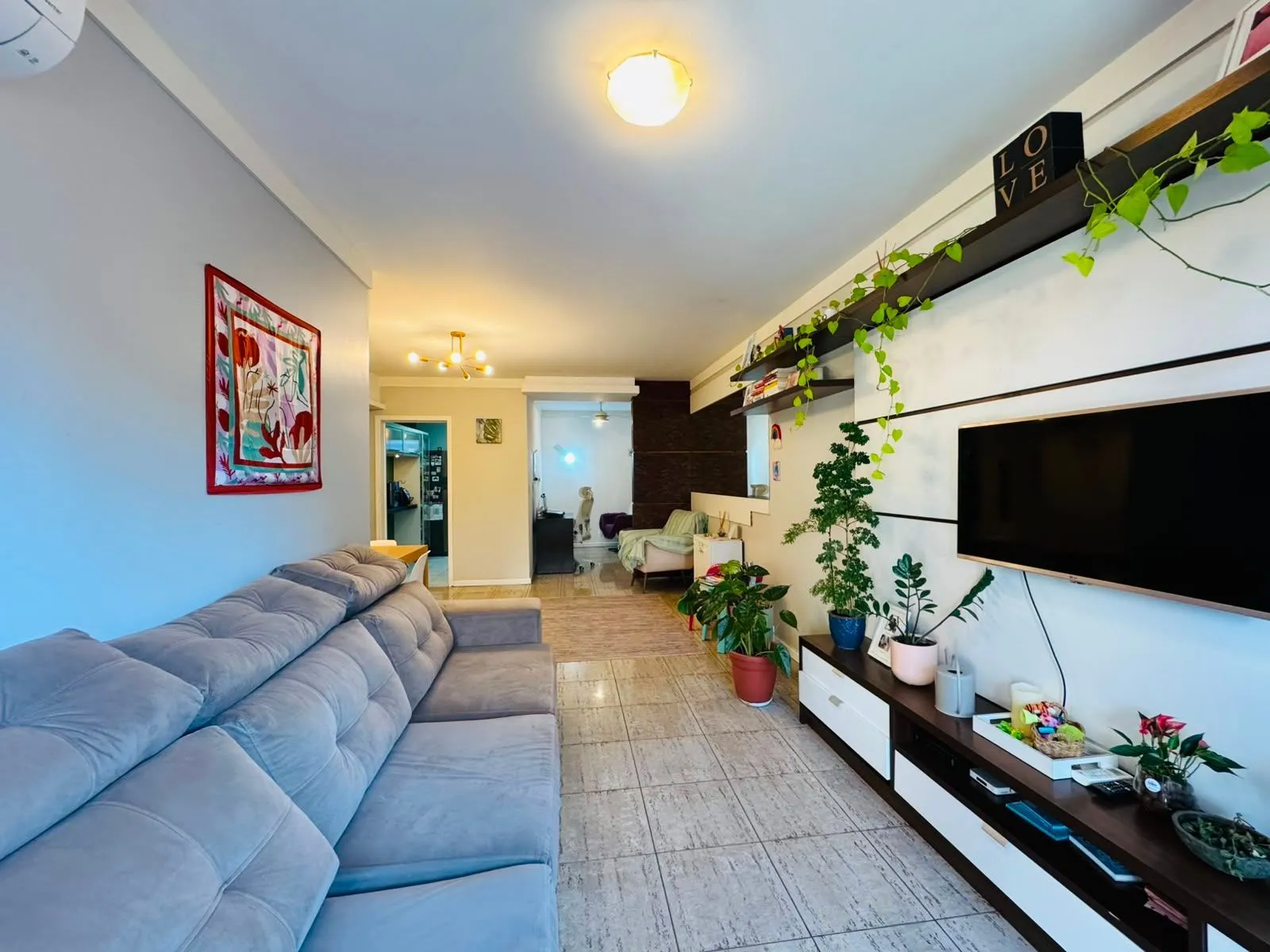 Imagem Bela Vista: Apartamento com 2 Dormitórios e 2 Vagas em Localização Privilegiada