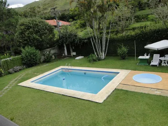 Imagem Casa com 5 Quartos à Venda, 500 m² em Várzea - Teresópolis