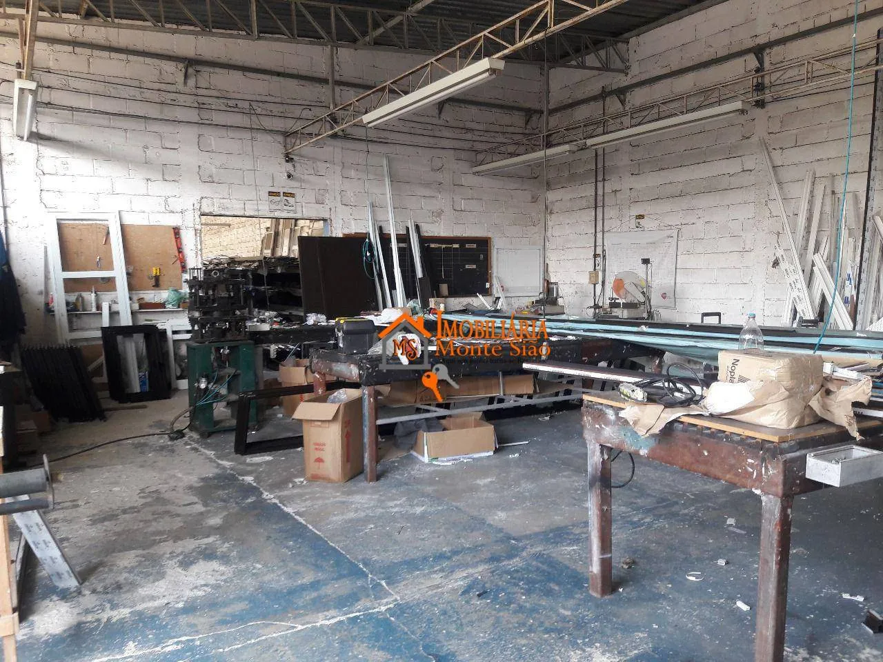 Imagem Galpão à venda, 1500 m² por R$ 1.800.000,00 - Vila Brás Cubas - Mogi das Cruzes/SP
