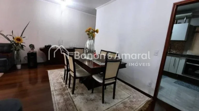 Imagem Ótimo apartamento reformado à venda no Taquaral com 3 quartos, sendo 1 suite, sala com ampla sacad...
