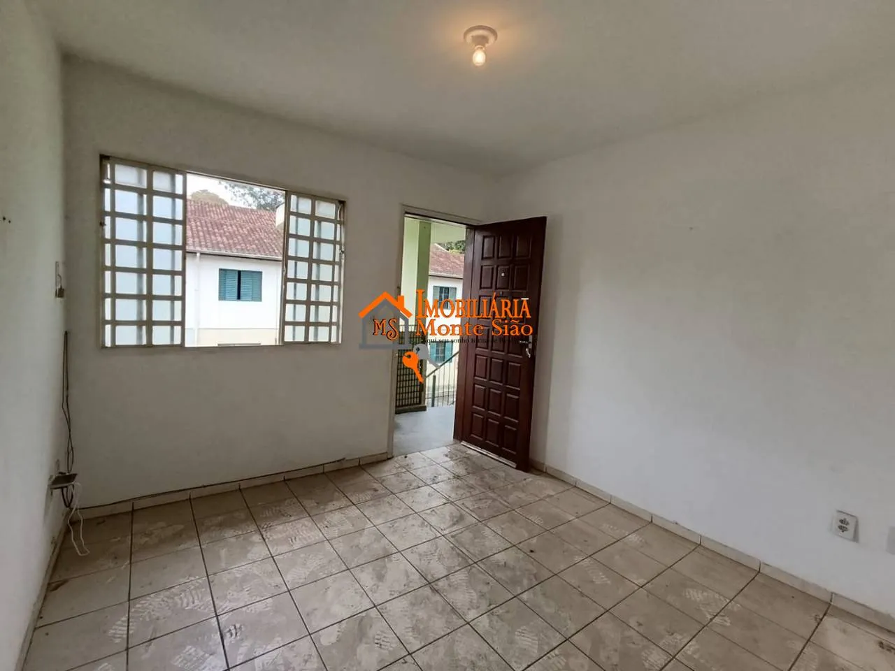 Foto do imóvel Casa com 2 dormitórios para alugar, 45 m² por R$ 1.440,00/mês - Parque Industrial Cumbica - Guarulhos/SP