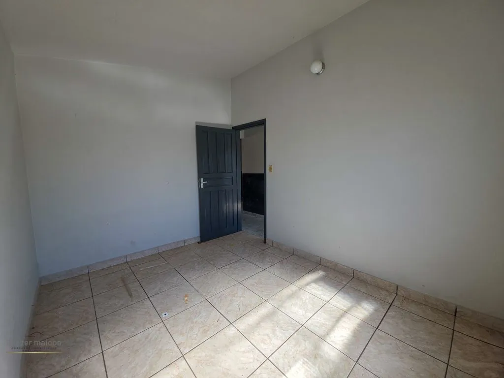 Imagem Casa com 2 quartos a venda no bairro Jardim São Paulo em Poços de Caldas - MG