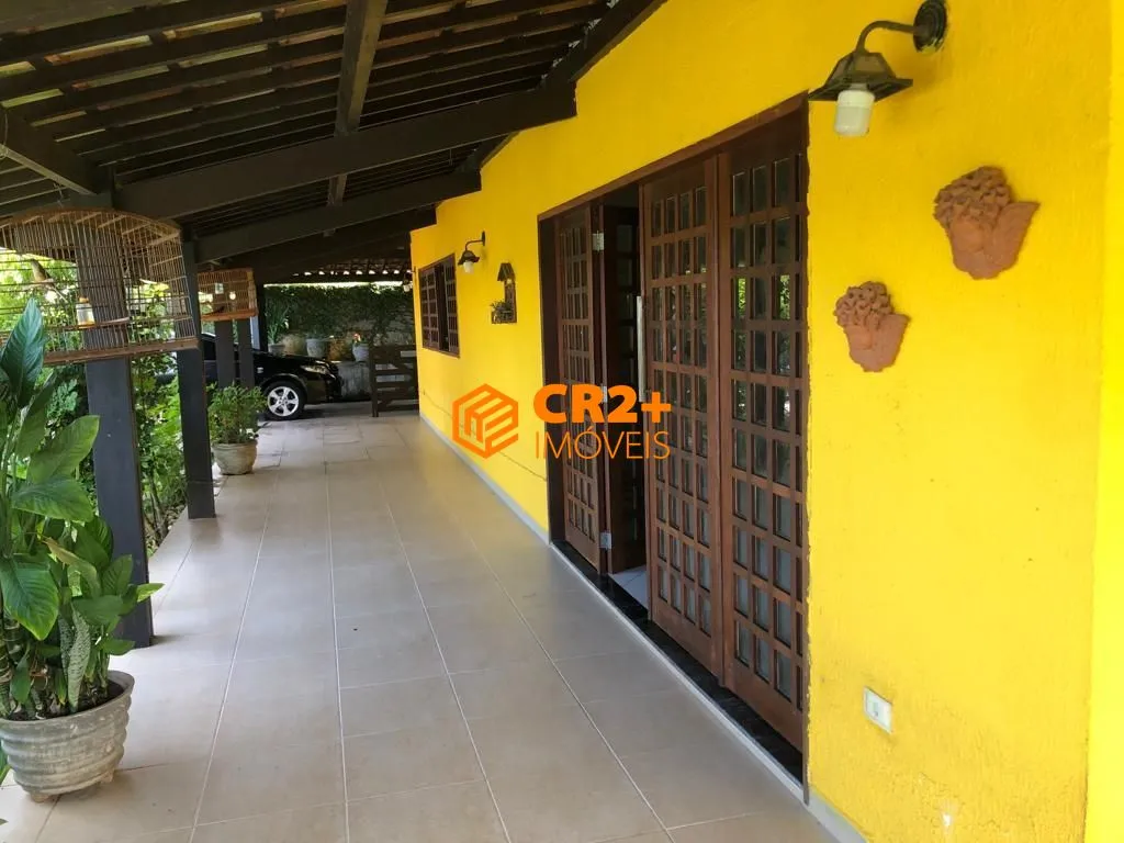 Imagem Vendo casa 03 quartos, 03 suítes, 315 m2, 04 vagas de garagem em Moreno- 1.385m²