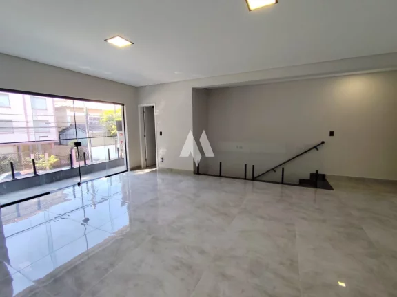 Imagem Casa sobreposta alta à venda com 4 suítes e piscina no bairro do Boqueirão em Santos/SP