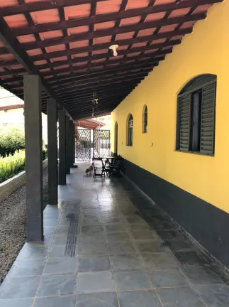 Imagem Chácara com 2 Quartos à Venda, 350 m² em DIVININHO - Nazaré Paulista
