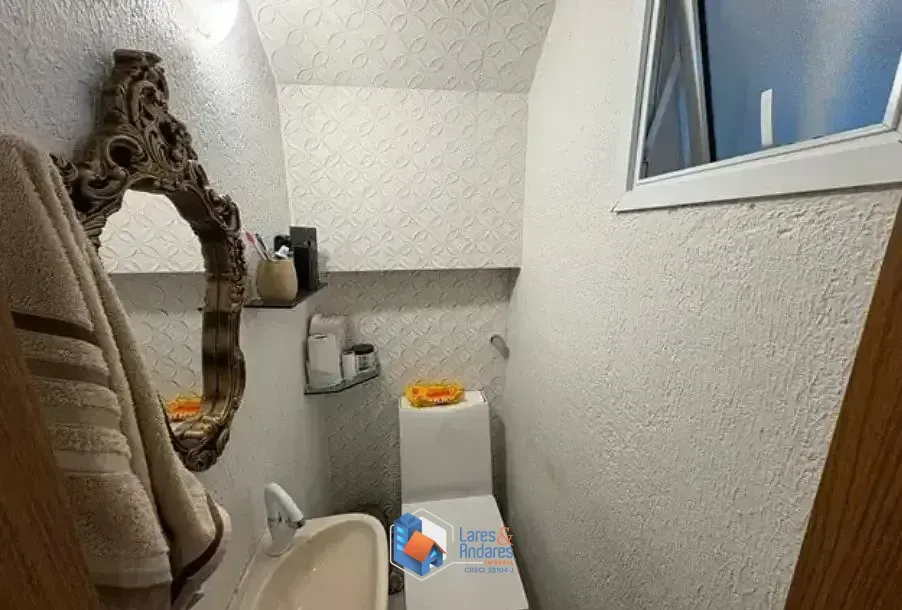 Imagem Sobrado para venda em Conjunto Residencial Vista Verde com 3 quartos, 93m²