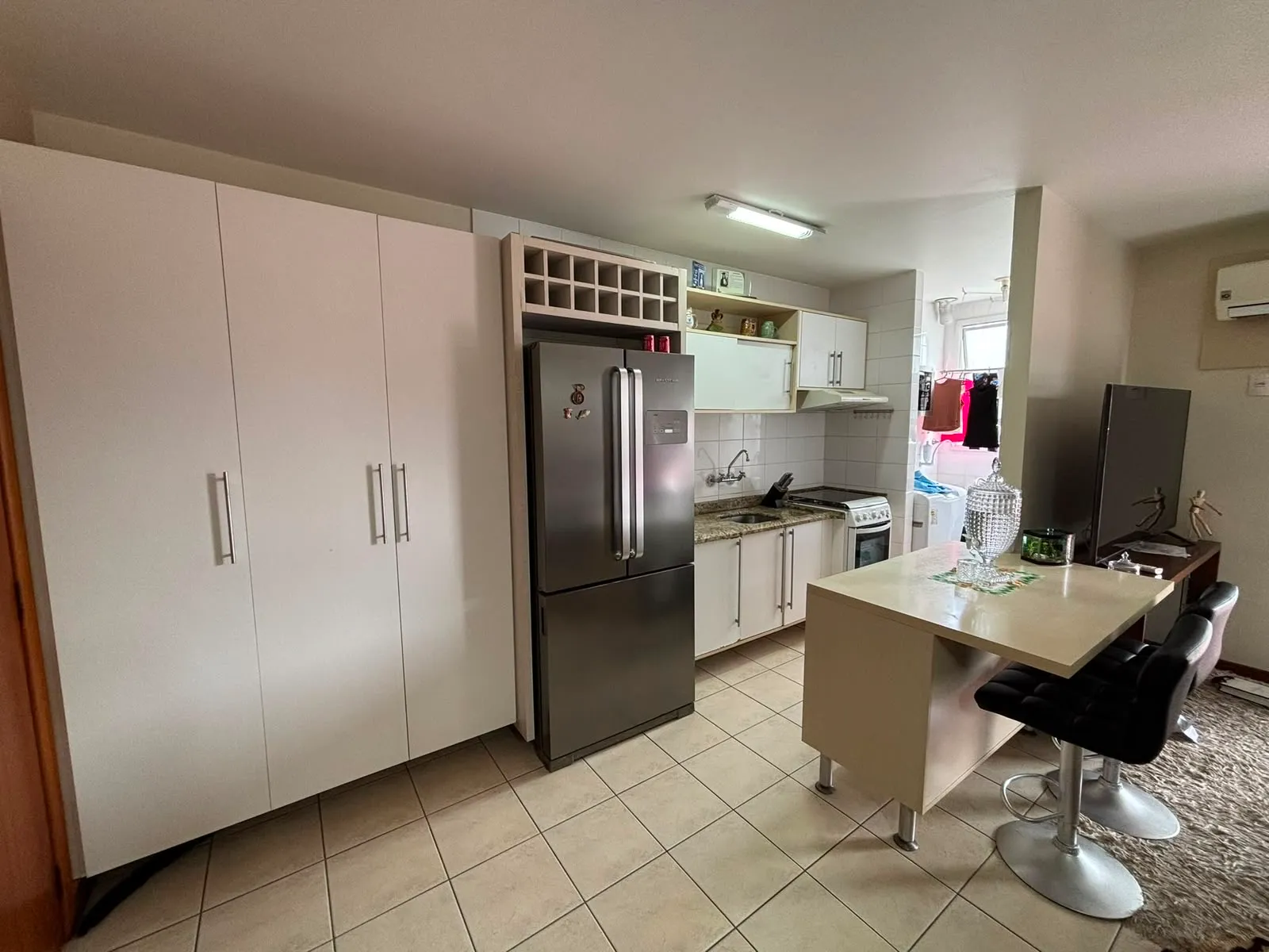 Imagem Apartamento com 2 Quartos à Venda, 75 m² em América - Joinville