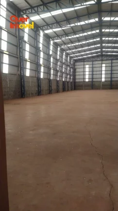 Imagem Galpão Comercial com 3 Salas, 4 Banheiros e 10 Vagas de Garagem em Cravinhos-SP - 1.550,00 m² de Área
