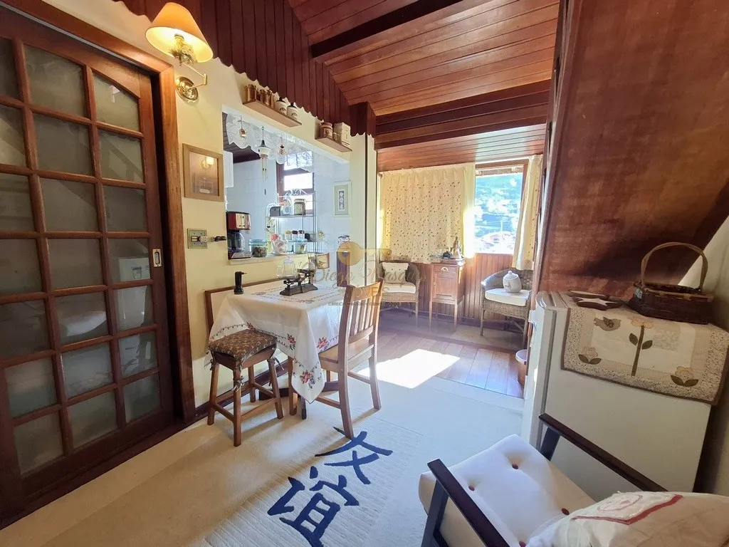 Foto do imóvel Apartamento para Venda em Teresópolis / RJ em Estrada José Gomes da Costa Júnior
