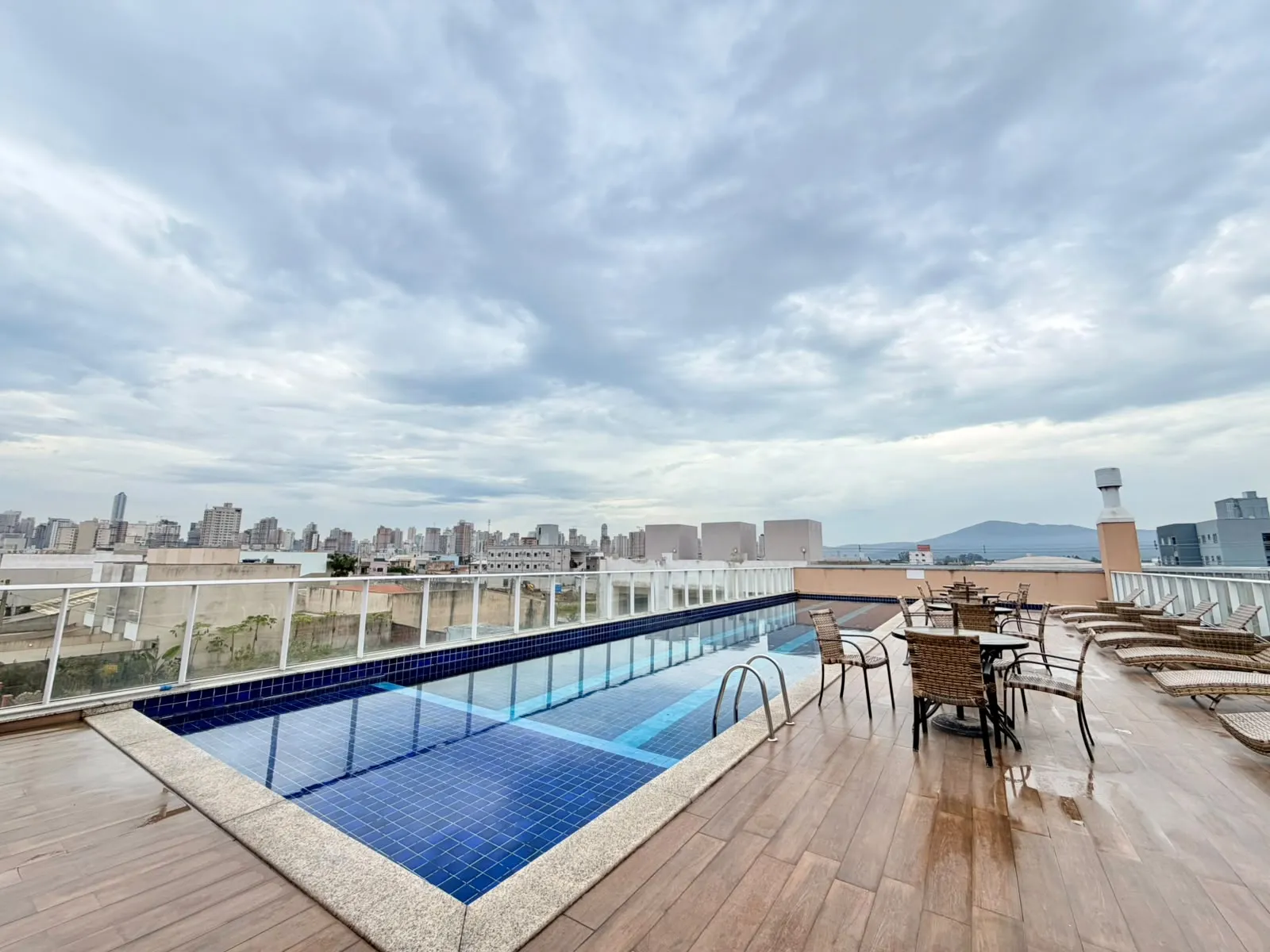 Imagem Apartamento à venda com 55.4m2 por R$ 650.700,00