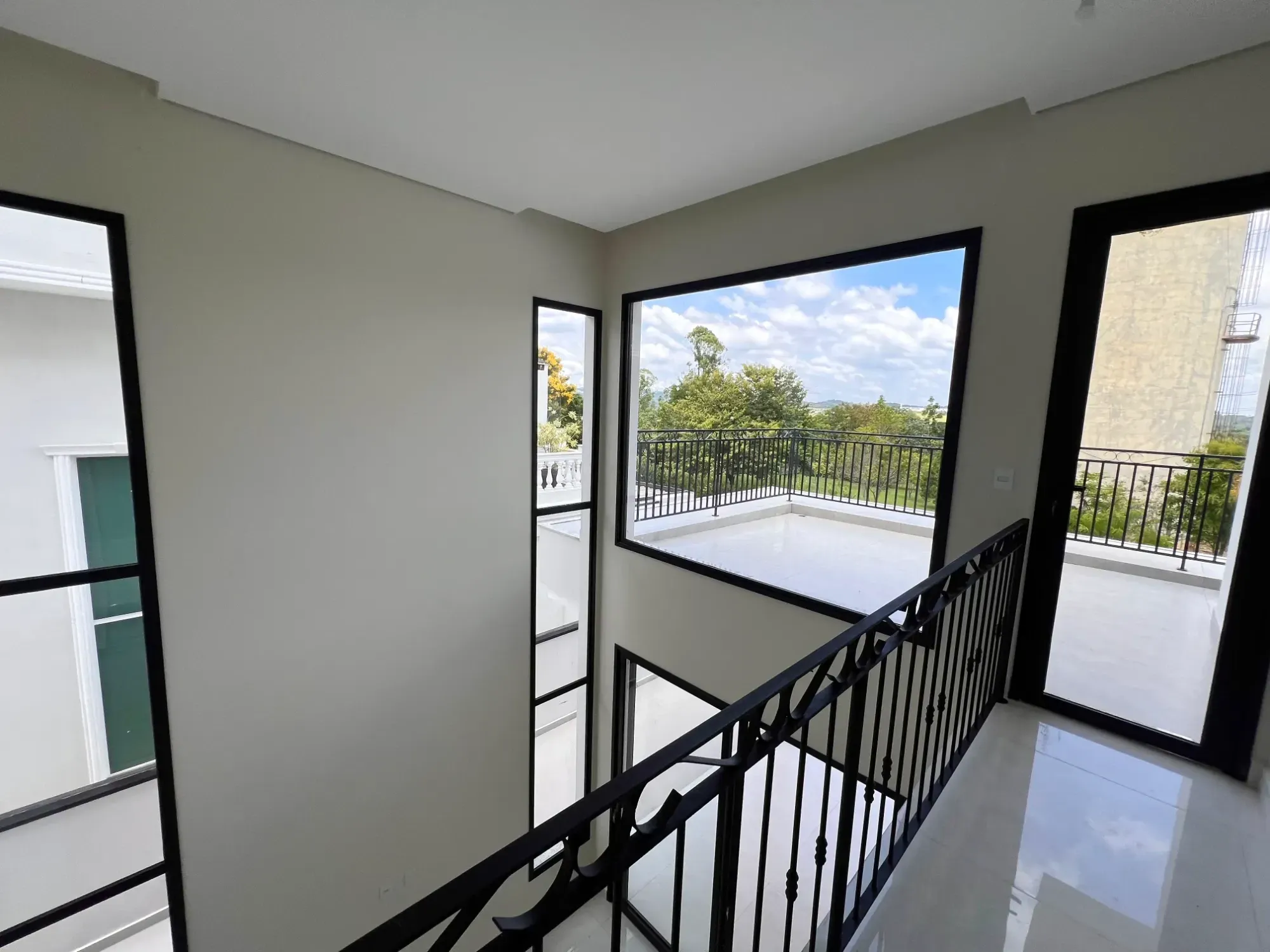 Imagem Casa de Condomínio com 4 Quartos à Venda, 350 m² em Medeiros - Jundiaí