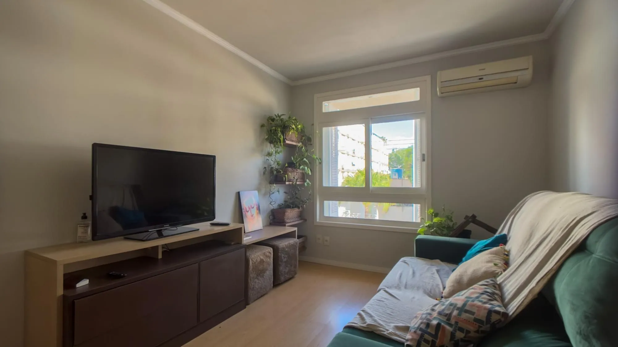 Imagem Apartamento-02-Dormitorios-Cidade-Baixa