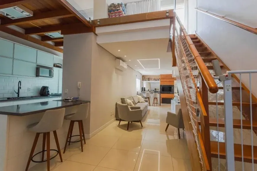 Imagem Apto Garden Duplex com 160m², 3 quartos, 1 suíte, 2 vagas, no bairro Rio Branco