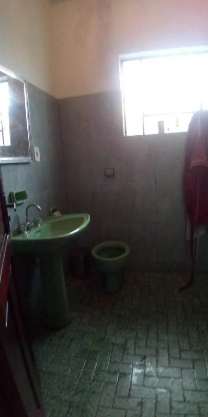 Imagem Casa à venda 2 Quartos, 1 Vaga, 175.5M², Campinho, Guaratinguetá - SP