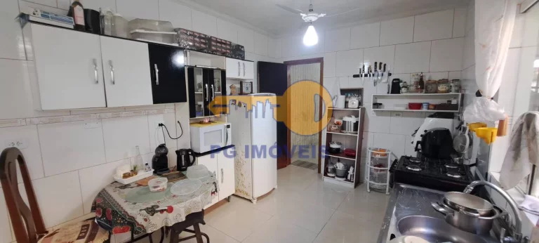 Imagem CASA 3 DORMITÓRIOS EM PRAIA DE LESTE