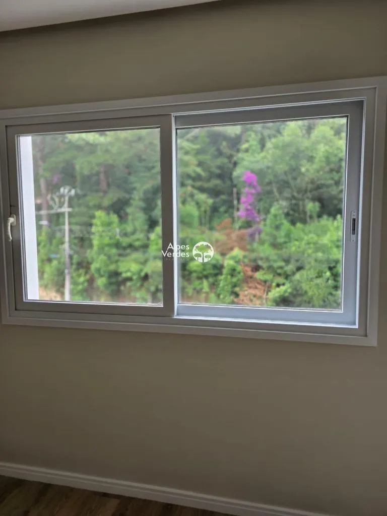 Imagem Vende-se Apartamento 1 suite em Canela a 2 minutos da Catedral de Pedra