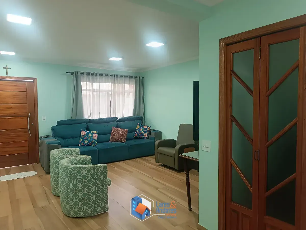 Imagem Sobrado para venda em Vila Basileia com 4 quartos, sendo 3 suítes, 240m²