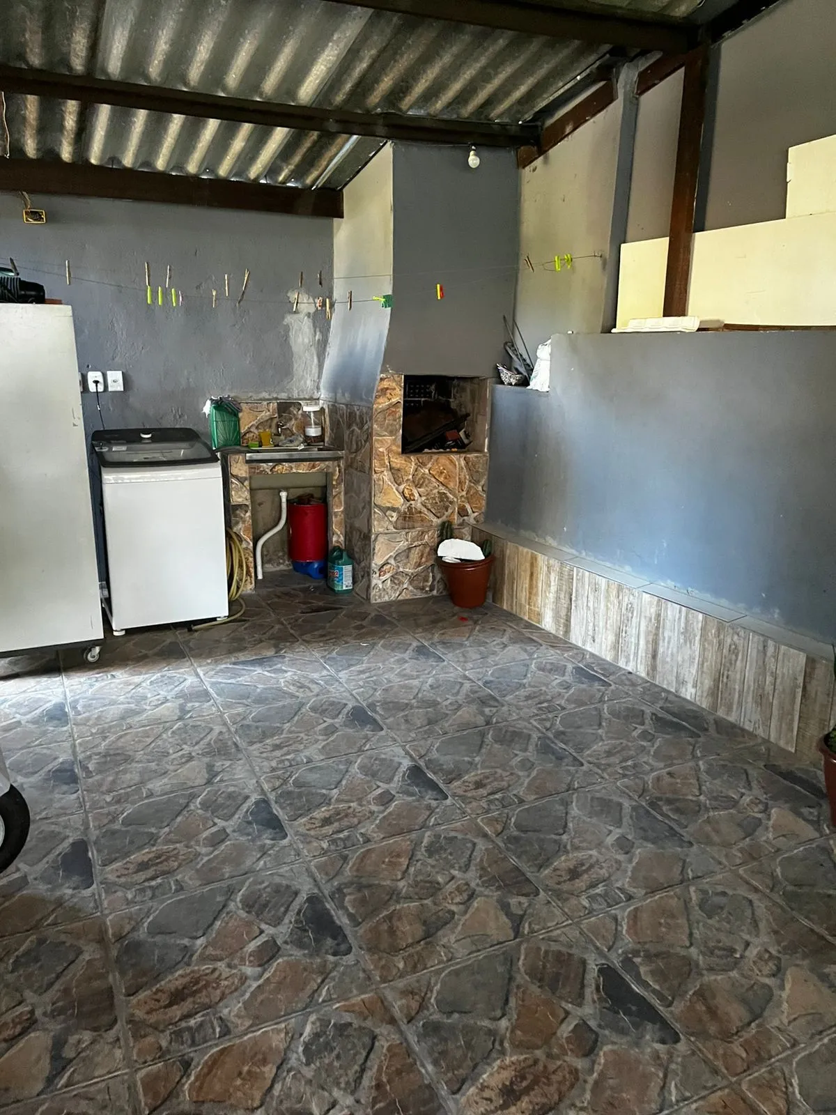 Imagem Terreno de 326m², com 02 casas de Madeira em excelentes condições, Passo d'areia
