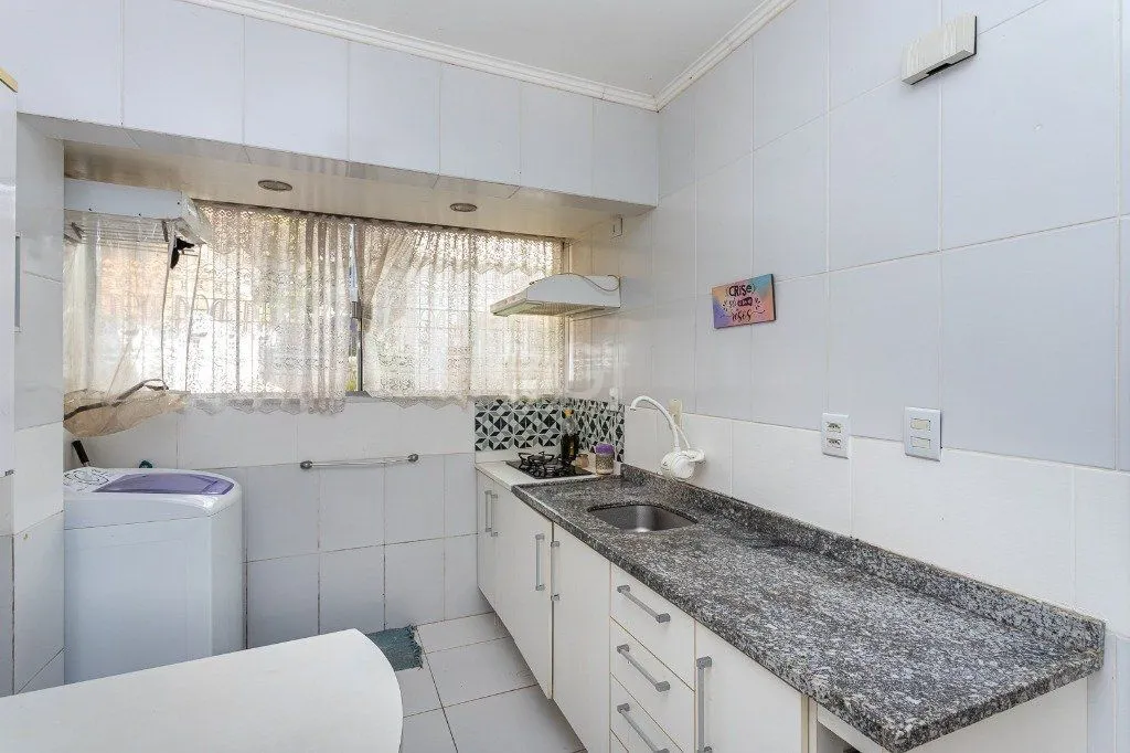 Imagem Apartamento térreo com pátio de 1 dormitório no bairro Santa Cecilia