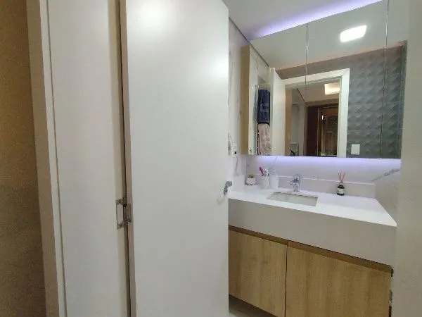 Imagem Vende-se apartamento reformado com 2 dormitórios (1 suíte) - 75 m² - Jardim Botânico