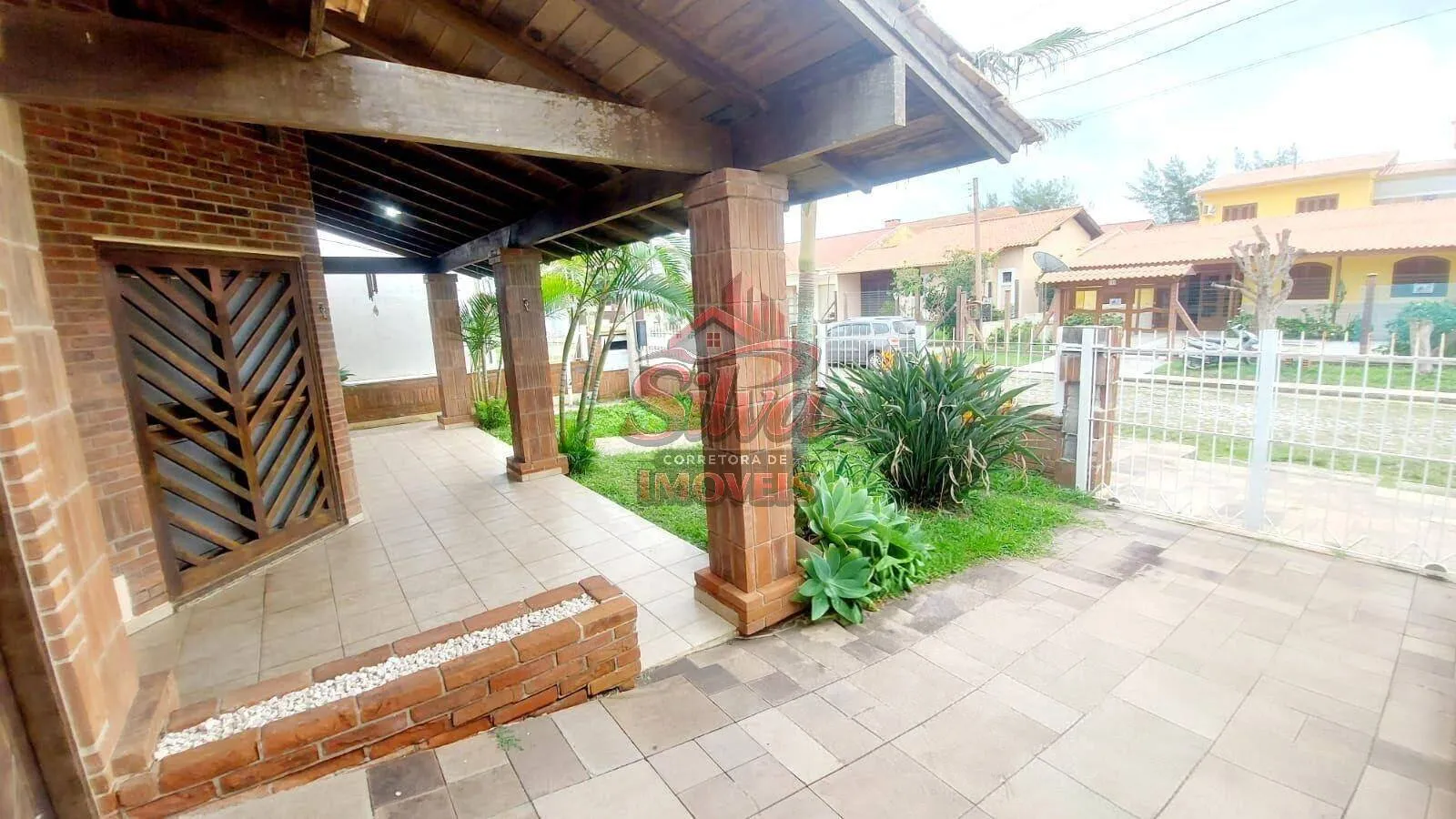 Imagem C895 | Casa com anexo à venda a 100m do mar no Mariluz em Imbé