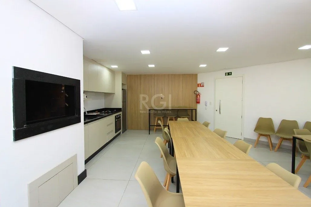 Imagem Apartamento para comprar no bairro Jardim Botânico com 2 quartos (1 suíte)
