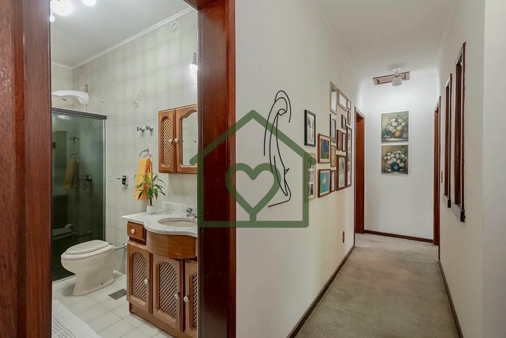 Imagem CASA DE 360m², COM 2 ANDARES, PISCINA, AMPLO ESPAÇO EXTERNO, VARANDA GOURMET, 3 DORMITÓRIOS, 4 BA...