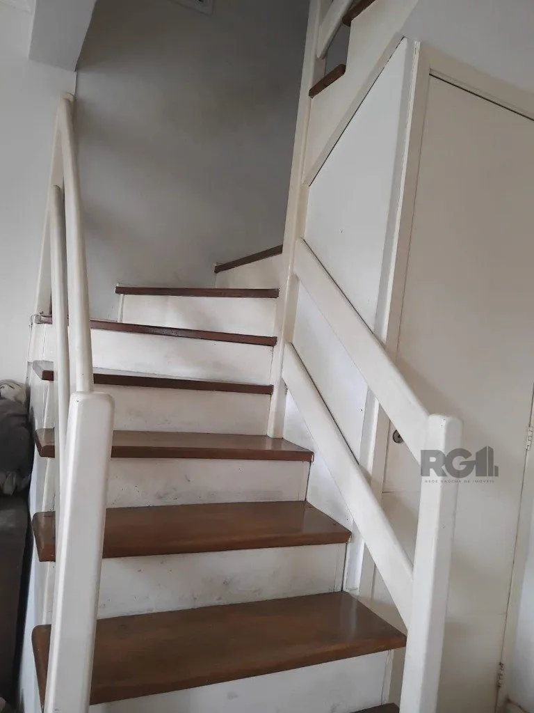 Imagem Casa em condomínio no Sarandi de 2d vaga e infra