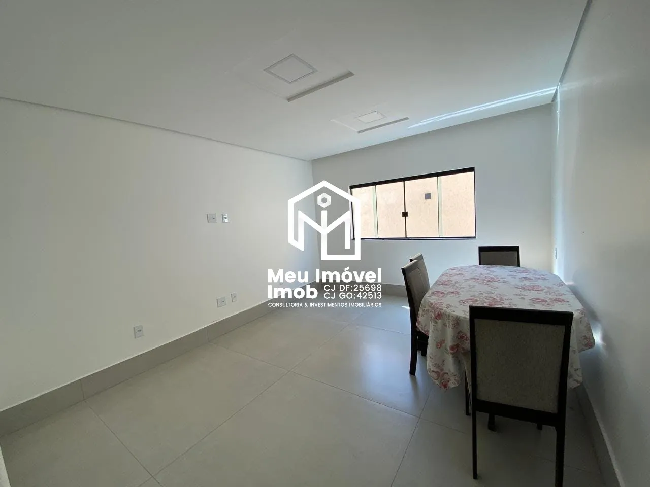Imagem Casa 5 Quartos 3 Suítes 5 Vagas 450m² Piscina Vicente Pires