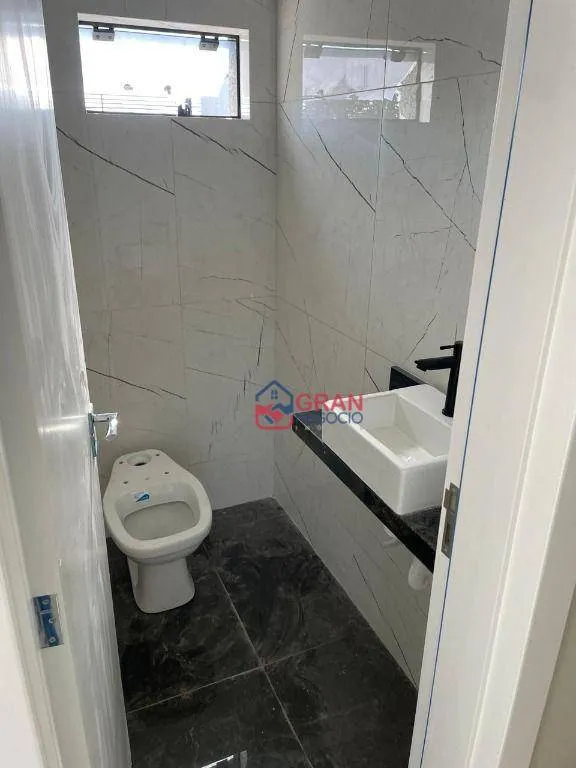 Imagem Triplex à venda no Guabirotuba